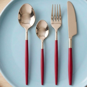 Ensemble de couverts plaqués or PVD avec poignées rouges, design moderne, passe au lave-vaisselle, cuillère, fourchette, couteau, vaisselle, ensemble de 4 couverts - Product Image 3