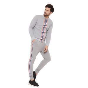 Survêtement homme de qualité, design uni avec logo personnalisé, respirant, pour jogging, fitness et sport, idéal pour l'hiver - Product Image 1