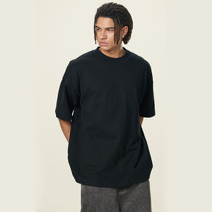 Camisetas HSI Extra Grandes Negras Lisas, Camisetas Casuales al por Mayor para Hombre, Hechas en Pakistán, de Secado Rápido, 100% Algodón - Product Image 1