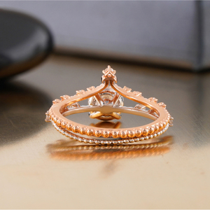 Bague couronne pavée en diamant rond de laboratoire de 1,04 carat en or massif 14 carats rose, jaune, blanc et platine - Product Image 4