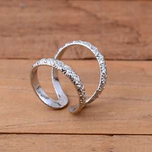 Bague de soutien thérapeutique minimaliste bohème en argent 925 gravée à la main pour doigt, cou de cygne et articulation du pouce, bijoux unisexe pour fête - Product Image 4