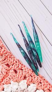 Juego de Agujas de Ganchillo de Resina Pulida Hechas a Mano, Mango Ergonómico Suave, Forma Redonda, Diseño Moderno de Ángel, Personalizable - Product Image 2