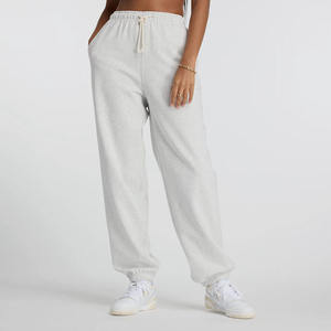 Pantalones Deportivos de Felpa Francesa para Mujer, Personalizados y de Alta Demanda, Pantalones Deportivos y Joggers al por Mayor - Product Image 1