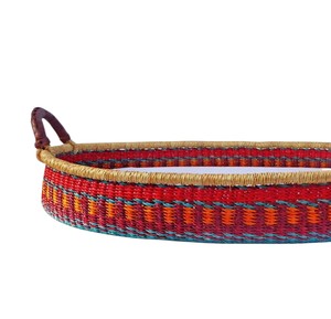 Panier à langer moderne en jonc de mer rayé rouge et bleu, avec panier à langer pour enfant en rotin et poignées latérales - Product Image 4