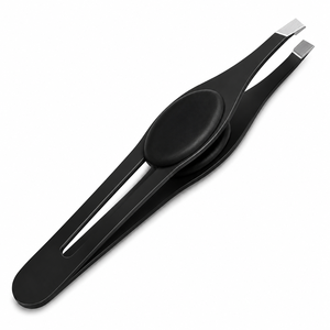 Pinzas Profesionales Ligeras con Punta Inclinada para Depilar y Dar Forma a las Cejas, Agarre Perfecto - Product Image 2