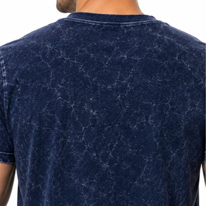 T-shirt en coton délavé pour homme, style vintage, tissu doux, sur mesure, coupe moderne, coutures de qualité, pour homme. - Product Image 5