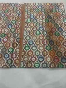 Tissu brodé banarasi zari à motifs fantaisie imprimés à la main - Product Image 2