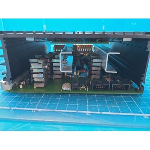 Componente Analítico de Precisión Thermo Fisher Scientific 4022 197 94765, Usado como Parte del Equipo Semiconductor Legacy - Product Image 6