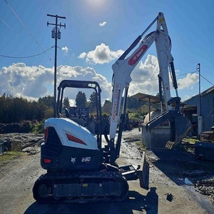 Achetez une pelle hydraulique Bobcat E60 de qualité supérieure pour les travaux de démolition et d'excavation avec livraison rapide au meilleur prix de gros - Product Image 5