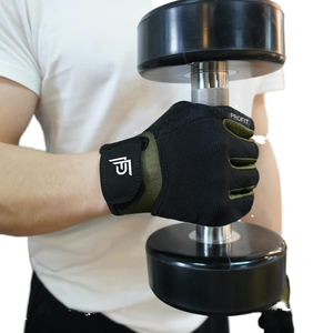 Gants de fitness professionnels demi-doigts Grip confortable Séchage rapide Fabriqué au Pakistan pour le cyclisme et la protection des mains - Product Image 1
