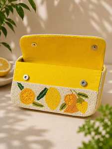 Bolso de Hombro Tejido a Mano con Cuentas de Limón, Bolso de Viaje con Cuentas Blancas y Botón, para Vacaciones de Verano, Estilo Shah Saloni - Product Image 1