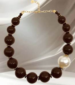 Collar con Aspecto de Gema de Resina, Accesorio Elegante Hecho a Mano, Collar de Resina Epoxi, Colgante Estiloso para Mujer, Collar de Resina de Lujo - Product Image 1