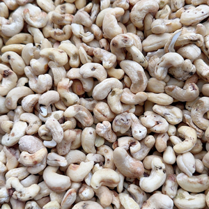 Noix de cajou de la meilleure qualité SK Cashew Kernel SANTIGO Emballage personnalisé Noix et amandes - Product Image 1
