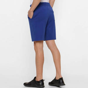 กางเกงขาสั้นกีฬาผู้ชาย สีน้ำเงินล้วน ผ้าโพลีเอสเตอร์ 100% สำหรับออกกำลังกาย วิ่ง ระบายอากาศได้ดี เอวยางยืด แห้งเร็ว - Product Image 3