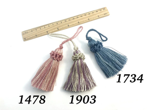 Pompon Mala en Soie de Haute Qualité 8cm, 25 Couleurs, Fixation par Boucle, Pompons Mala Personnalisés en Fil, Franges à Usage Personnalisé - Product Image 2