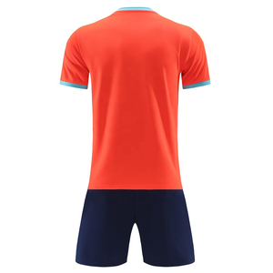 Uniformes de Fútbol Personalizables Multicolores de Manga Corta, Impresos, de Secado Rápido y Transpirables - Venta al Por Mayor en Stock - Product Image 4