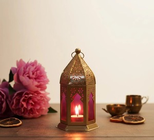 Lanterne décorative en fer doré de style arabe, créations antiques, porte-bougie vintage, mini, suspendue ou à poser, faite à la main, résistante à la chaleur - Product Image 5