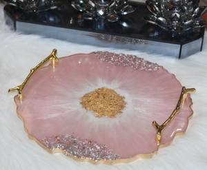 Plateau en résine géode rose peint à la main avec poignées en forme de feuille et sous-verres, taille et motif personnalisables - Product Image 3