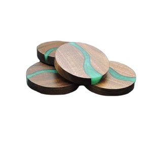 Sous-verres en bois faits main de haute qualité, surface polie, personnalisables, pour tables de salle à manger, restaurants, mariages – Prix direct usine - Product Image 1