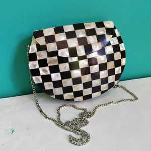 Luxurious finished Handcrafted Mother of pearl with metal <b>chain</b> At <b>Cheap</b> Price - Product Image 1