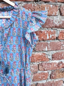 Robe courte bohème imprimée à la main, en gaze de coton indien, col rond, sans manches, imprimé floral, mini-robe pour femmes - Product Image 2