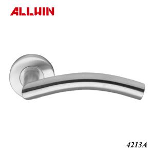 Poignée de porte à levier moderne en acier inoxydable avec roseau rond pour application hôtelière - Product Image 5