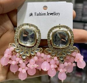 Pendientes de lujo con cuentas rosa pastel, hechos a mano, de aleación de zinc, tono dorado tradicional, étnicos, para boda, venta al por mayor para mujer - Product Image 5