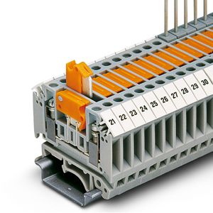 Bloque de Terminales de Desconexión Rápida Automotriz MTK-P/P con Contactos de Cerámica 4A 150V - Product Image 2