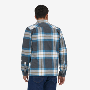 เสื้อเชิ้ตผ้าสักหลาดลายตารางสำหรับผู้ชาย รุ่นหนา ใส่สบาย เหมาะสำหรับฤดูหนาว ขายดีประจำปี 2023 - Product Image 4
