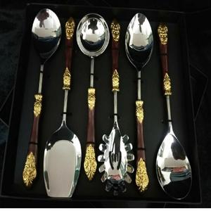 Juego de cubiertos de metal de calidad superior con acabado dorado para uso en catering, utensilios de cocina de alta gama a un precio económico. - Product Image 4