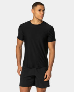 Camiseta de Hombre Negra Lisa de Cuello Redondo, Corte Regular, Manga Corta, Estilo Urbano Básico, 100% Algodón, Anti-Pilling, Transpirable, para Gimnasio - Product Image 1