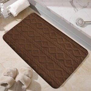 Wholesale Super Dry 100% Cotton <b>Bath</b> Towel High Absorption Knitted Plaid Pattern Home & Hotel Use <b>Non</b>-<b>Slip</b> PVC-coated Backing - Product Image 2
