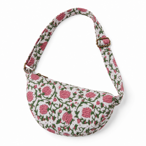 Bolso Bandolera de Algodón Acolchado con Estampado Floral Rosa para Mujer – Bolso Tipo Sling Hecho a Mano con Estampado de Bloques, Personalización Disponible - Product Image 2