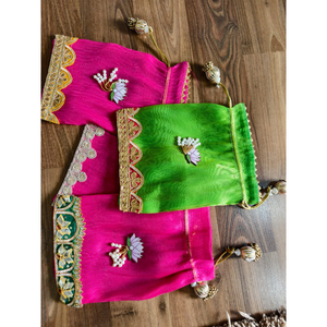 กระเป๋าปอทลีอินเดียแบบดั้งเดิมพร้อมสายสะพายประดับมุก |   ถุงบรรจุภัณฑ์ของขวัญสำหรับเทศกาล | ของชำร่วยงานแต่งงานแบบชาติพันธุ์และของขวัญตอบแทนแบบขายส่ง - Product Image 1