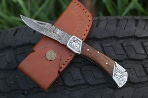 Navaja de bolsillo plegable de Damasco de grado industrial personalizada hecha a mano, hoja de acero inoxidable de 3 pulgadas, Funda de cuero con mango de madera exótica, grabada - Product Image 4