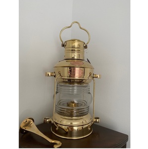 Lampe à huile en laiton classique Diya en promotion pour la Pooja, le temple, la maison, les festivals, la prière et les mariages, disponible à prix réduit - Product Image 3