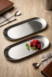 Oval Silver Contemporary Floral <b>Gold</b>-Plated Decorative <b>Serving</b> <b>Tray</b> with <b>Gold</b> Handles Multi-Functional Wedding Single Piece - Product Image 3