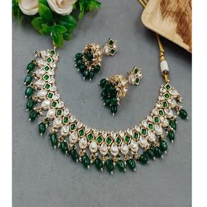 Magnifique collier choker plaqué or de qualité supérieure avec boucles d'oreilles assorties, ensemble traditionnel pour femmes et filles, idéal pour les mariages. - Product Image 1