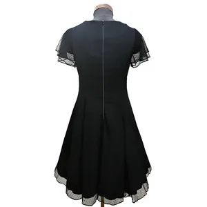 Robe midi élégante noire à pois en maille transparente avec col en V, manches courtes volantées et taille haute pour femme – Vêtement décontracté en gros - Product Image 5