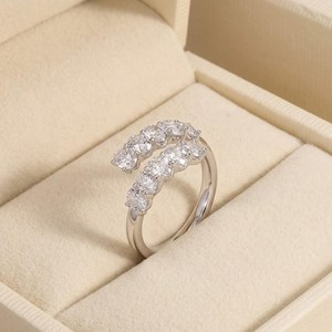 Nouvelle Arrivée Bague de Fiançailles Ajustable Torsadée avec Diamant de Laboratoire Oval Certifié IGI en Or Massif 10K 14K 18K - Product Image 1