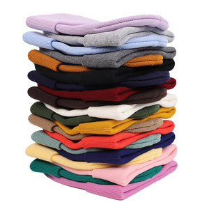 หมวกบีนนี่สีพื้นยูนิเซ็กซ์ แฮร์รี่ จอห์นสัน ผลิตจากอะคริลิก 100% ถักด้วยเครื่องจักร อุ่นสบายสำหรับฤดูหนาว ดีไซน์แบบพับขอบ เหมาะสำหรับผู้ใหญ่ ขนาด 56-58 ซม. - Product Image 6