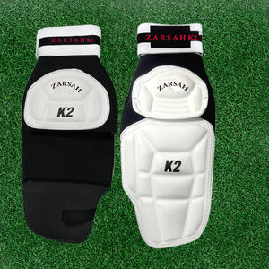 Calcetines Profesionales Ligeros para Entrenamiento y Combate de Taekwondo KP 2 con Chip Sensor, Impermeables, de Goma Suave, Aprobados por la WT, con Puntuación Electrónica - Product Image 4