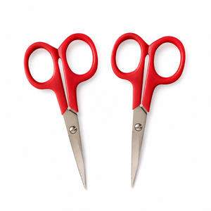Tijeras de Sastre Multiusos de Acero Inoxidable con Mango de Nailon Rojo y Borde Liso para Corte DIY - Product Image 2