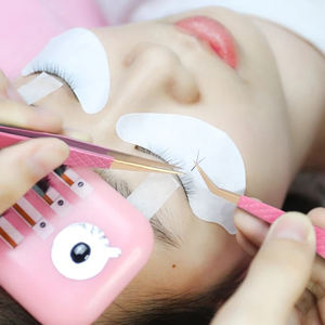 Pinzas para pestañas de acero inoxidable con baño de color rosa personalizado, curvadas, antiestáticas, herramientas de maquillaje para profesionales. - Product Image 5