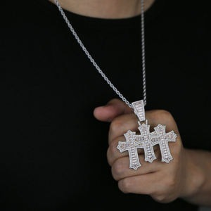 สร้อยคอจี้รูปกางเขนสามดวง CONCEPTION ดีไซน์สวยสำหรับผู้ชายและผู้หญิง  ทำจากเงินแท้ 925  ตกแต่งด้วยคริสตัล  สไตล์ฮิปฮอป เหมาะสำหรับงานปาร์ตี้ - Product Image 6