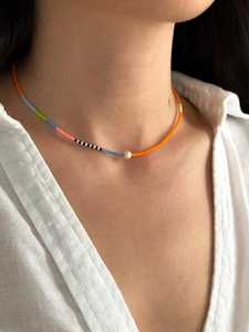 Collier ras du cou multicolore en perles de rocaille avec pendentif perle, fait main, pour femme, accessoire de bijouterie textile d'été - Product Image 1