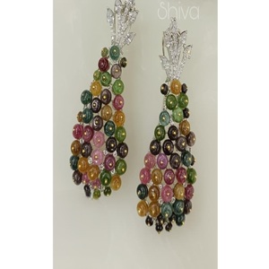Boucles d'oreilles pendantes exquises en laiton plaqué argent et zircon de qualité supérieure pour femmes et jeunes filles, idéales pour les mariages, les soirées et les tenues de fête - Product Image 2