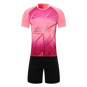 เสื้อและกางเกงฟุตบอลที่ดีที่สุด ผลิตจากวัสดุที่ทนทาน พร้อมขอบเอวยางยืด สวมใส่สบาย เหมาะสำหรับการแข่งขัน - Product Image 1