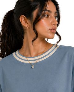 Camiseta Oversize para Mujer con Rayas Azul Polvoriento, Personalizada por el Fabricante, Cuello Redondo, Manga Corta, Ajuste Holgado, Suave y Transpirable para Verano - Product Image 3