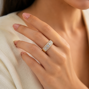 Anillo de diamantes redondos naturales de 1,06 quilates |   Anillo de Diamantes en Oro Amarillo de 18K |   Anillo de Diamantes SI para Aniversario de Bodas para Mujer, Joyería Fina - Product Image 2